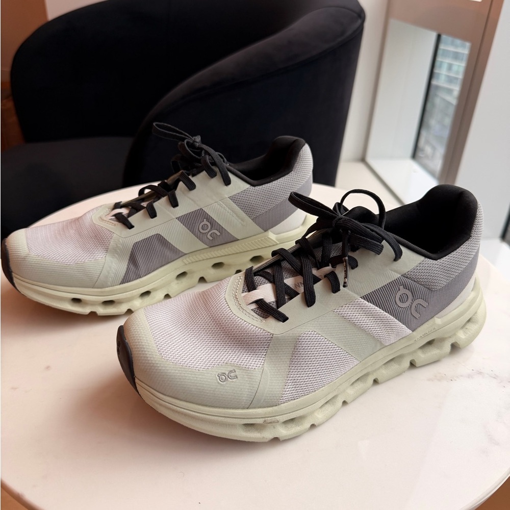 On Running White and Black Women's Athletic Shoes